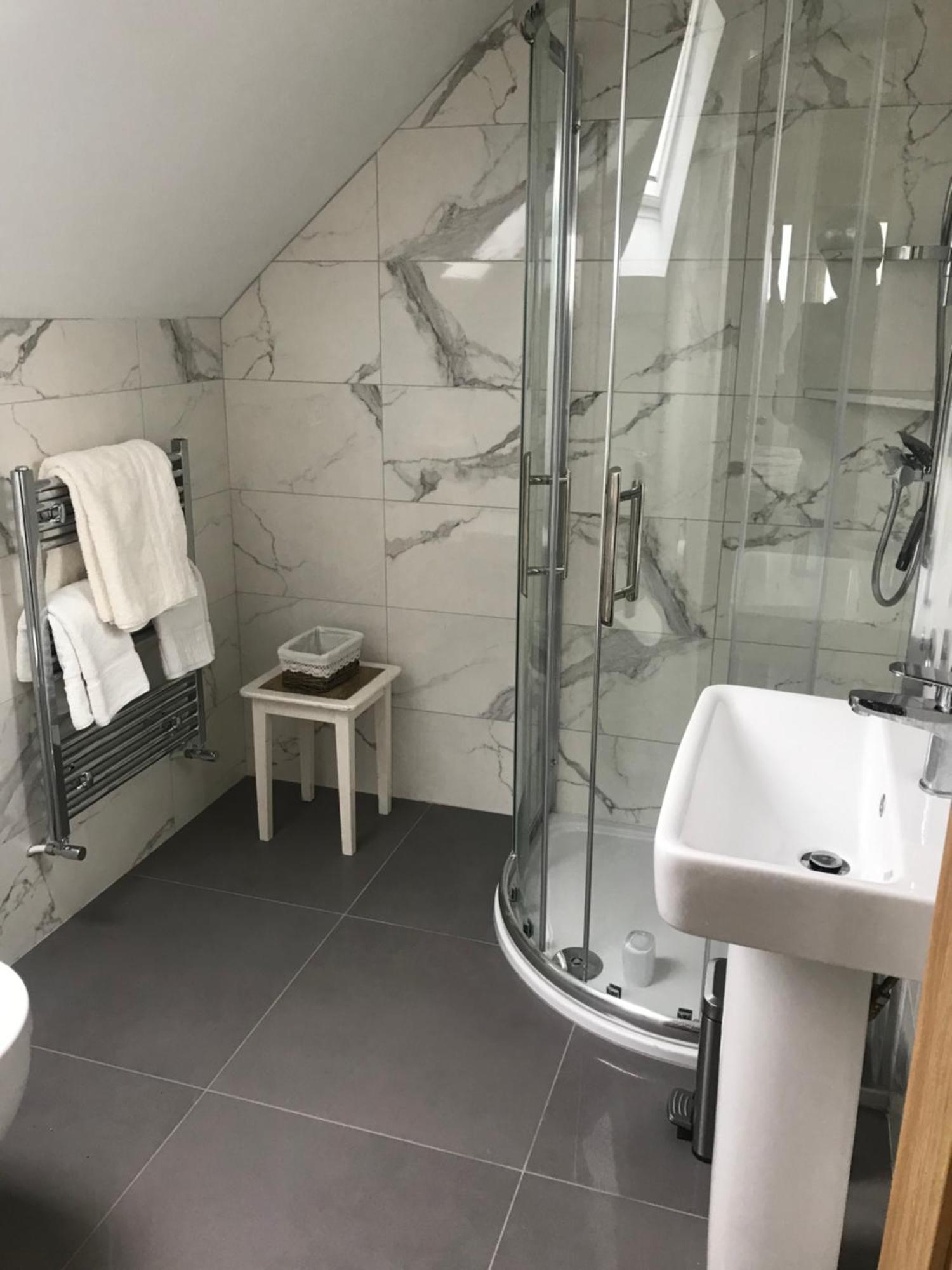 Corrib View Farmhouse Galway Ngoại thất bức ảnh