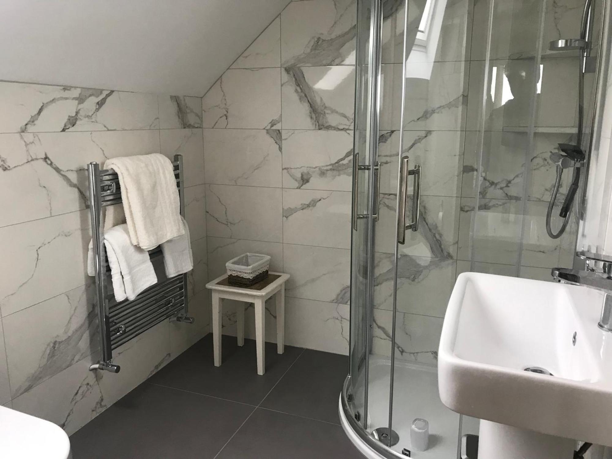 Corrib View Farmhouse Galway Ngoại thất bức ảnh