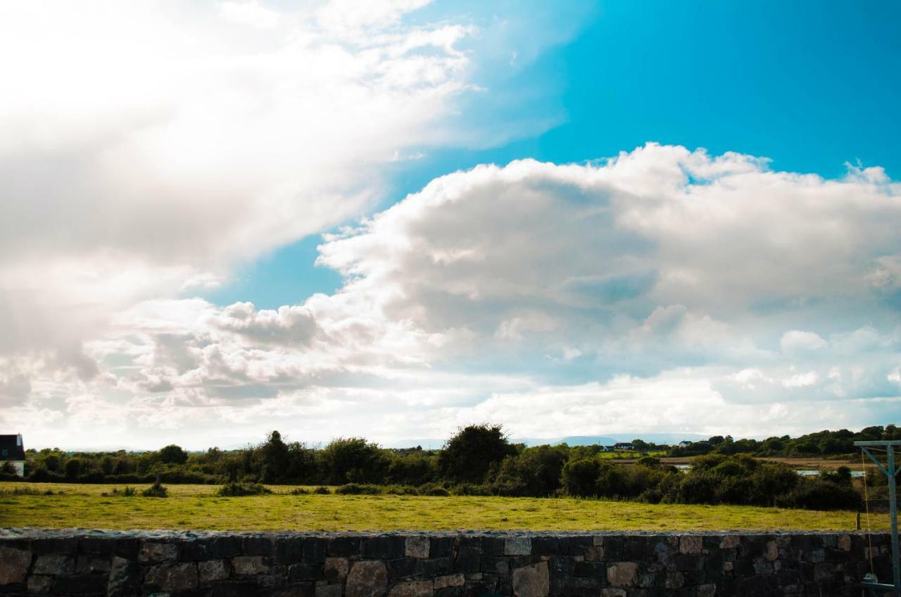 Corrib View Farmhouse Galway Ngoại thất bức ảnh